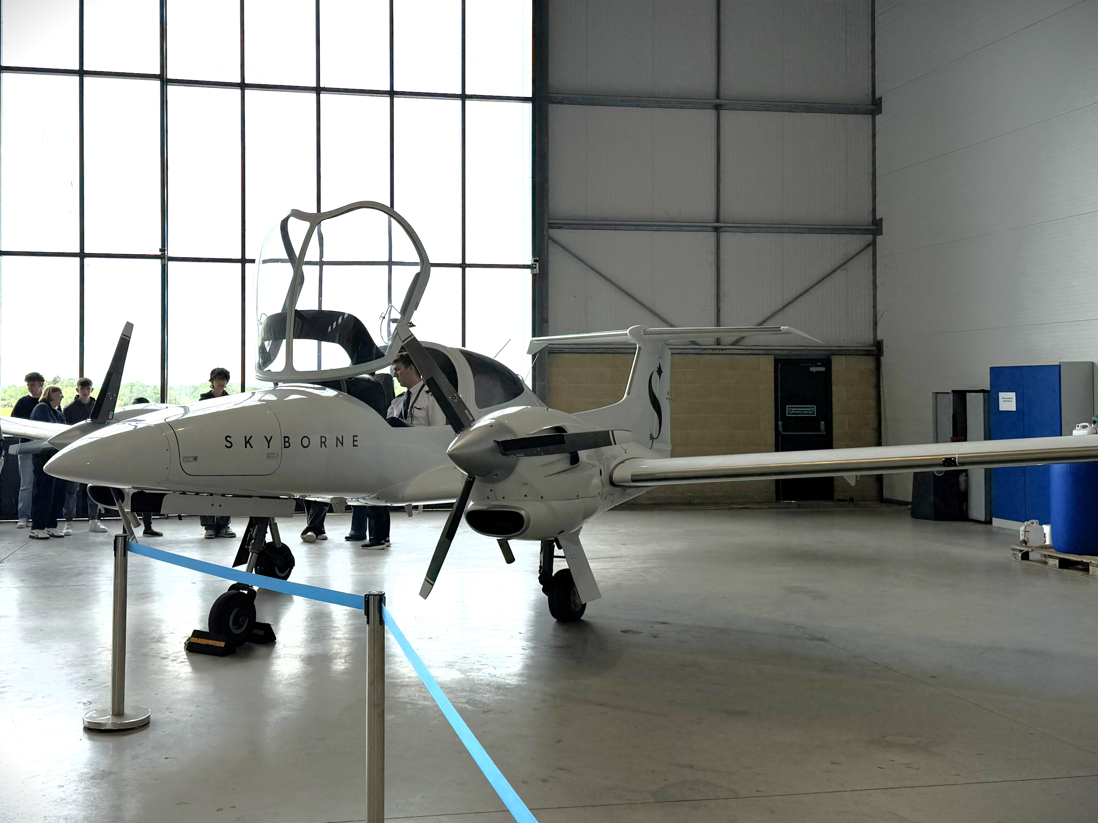 DA-42